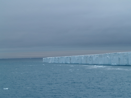 svalbard_ice_shelf